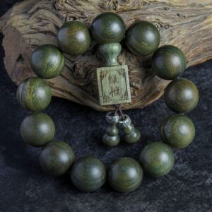 Premium Agarwood Bracelet – Natural Aroma